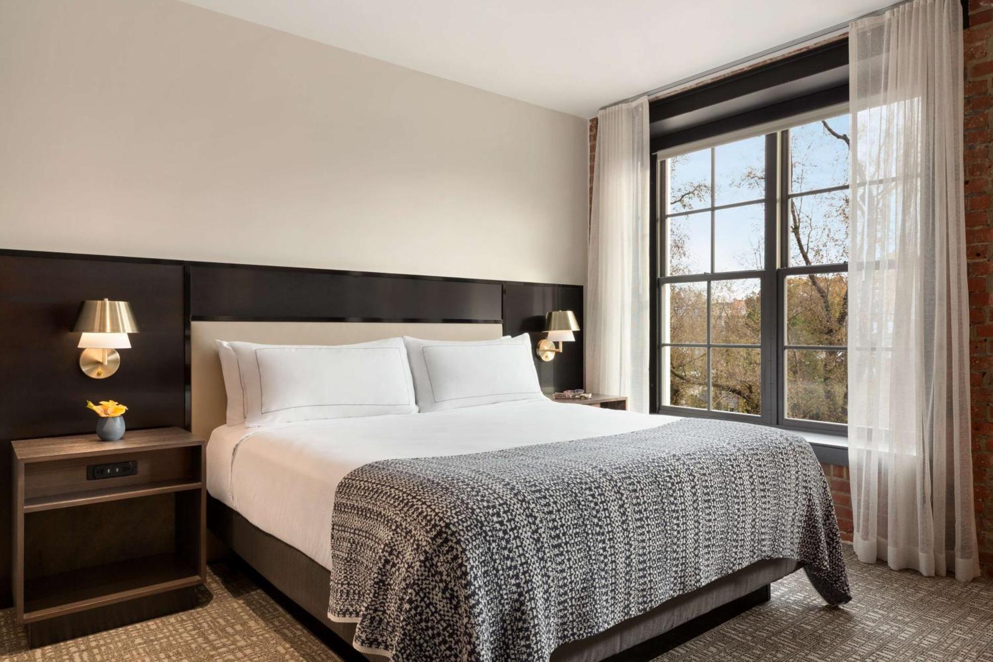 The Wilbur Lititz, Tapestry Collection By Hilton Hotel Kültér fotó